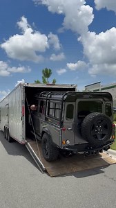 Loading up a custom Defender 110 and listen to that growl 🤤 https://ecdautodesign.com/ecd-showcase/ | ECD Auto Design