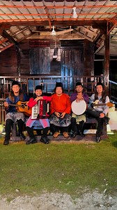 Lagu raya untuk semua dari kugiran wak jeng.. tggu ya.. | WAK JENG