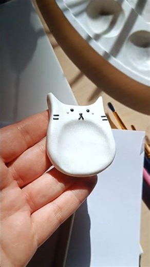 Which tiny cat are you? 🐈‍⬛ #handmade #worrystone #polymerclay