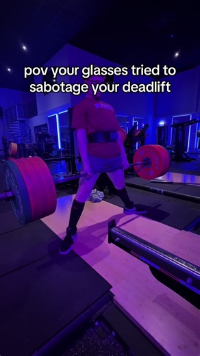 Master the Sumo Deadlift Technique