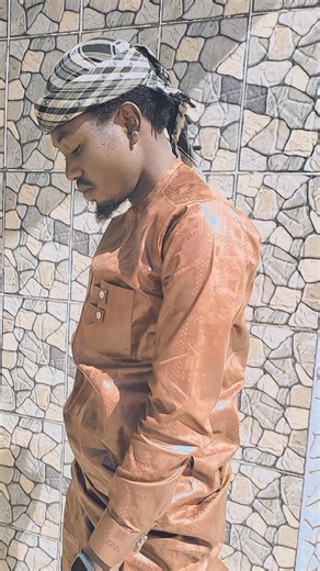 #sarkinwakarsankano #musanwaka #kannywood #virql__video #world @@realabmaishadda @Musan Waka @CR7 SARKIN WAKA @sarkinwakarsankano