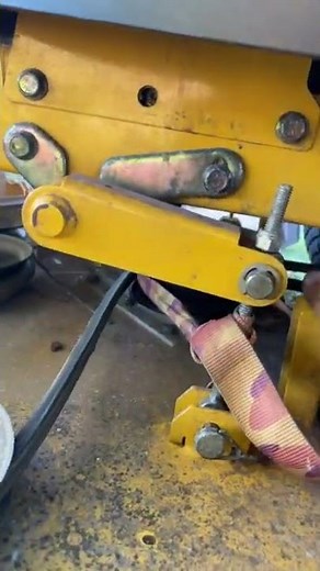 Hustler Raptor, zero turn, easy way to change the deck belt