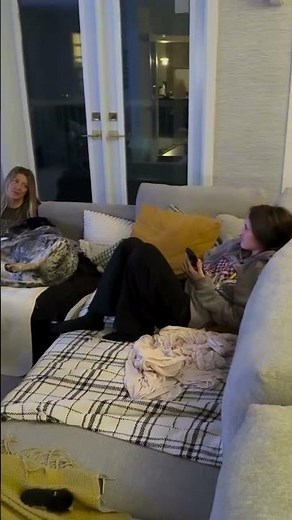 Daddy prank makes their daughter uncomfortable
