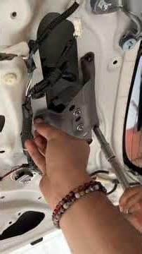 تويوتا ضخمة والشنطة مش راضية تفتح! اكتشف السبب الحقيقي 😳