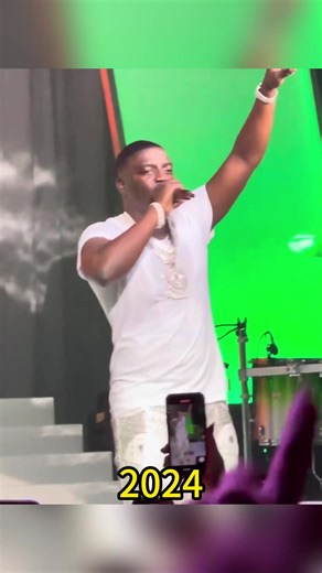 Akon's Timeless Classic: Beautiful from the 2000s