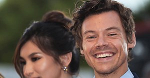 Harry Styles jokes he ‘went to Venice to spit on Chris Pine’ at US tour show | BreakingNews