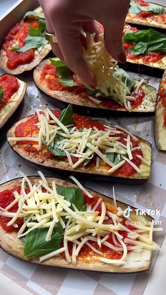 Delicious Eggplant Pizza with Spicy Soppressata Recipe