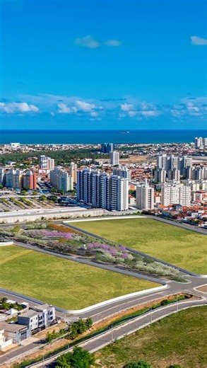 Valor Imobiliária on Instagram: "O próximo sucesso de vendas da Farolândia está chegando! 🚀 Ao lado do Villa Iandê, em uma das localizações mais desejadas de Aracaju, nasce um novo projeto da Lucci Incorporações. Um empreendimento planejado para quem busca padrão elevado e valorização garantida. As fichas de cadastro já estão abertas. Quem chega primeiro, escolhe melhor! Fale agora com um especialista da Valor e saia na frente. 📲 (79) 9 9978-4222"