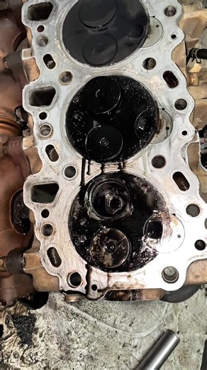 Diesel Engine Head Problem #mechanic #automotive #automobile #usa #fyp