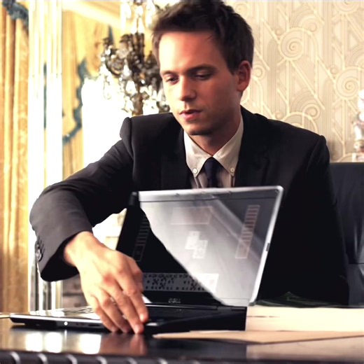 Suits Pilot (2011) #suits #suitsnetflix #suitstvshow #suitsfyp #suitsedit #harveyspecter #donnapaulsen #mikeross #rachelzane #jessicapearson #louislitt #harveyspecteredit #donnapaulsenedit #mikerossedit #rachelzaneedit #jessicapearsonedit #gabrielmacht #sarahrafferty #patrickadams #meghanmarkle #ginatorres #darvey #darveyedit #fyp