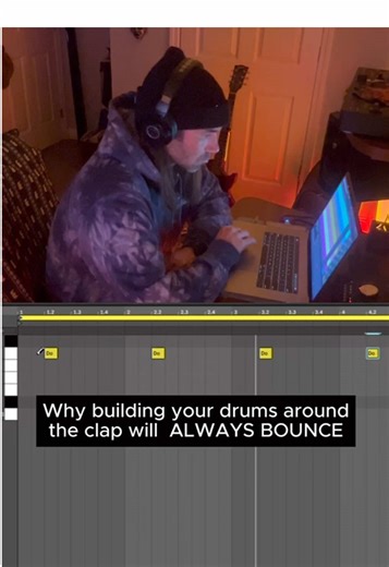 Producers: Need Drums that BOUNCE?🥁⚡️ Build your pattern around the clap and it’s impossible not to find a groove 💥 Sound selection is MASSIVLEY important with percussion🪘 Choose the right sounds for whatever vibe you are going for and let the bounce lead you… 🎧🔊 Follow for more production tutorials original beats & songs beat breakdowns