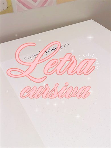 ¿List@ para mejorar tu letra cursiva? ✍️✨ Practica conmigo con ejercicios y el abecedario. Guarda este video, copia las letras y etiqueta a un amigo que también quiera mejorar✨🩷 #lettering #calligraphy #handwriting #caligrafia #letrasbonitas