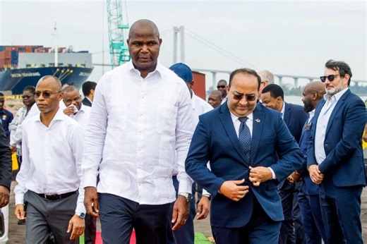 Porto de Maputo será reforçado com investimento de 500 milhões de dólares - MMO