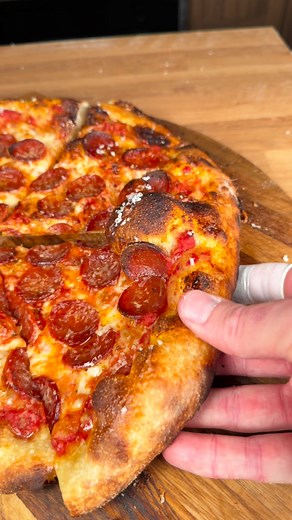 Pepperoni Pie ❤️ Baked at 550° using my @itsdoughguy pizza steel! Dough recipe pinned on my page 👨‍🍳 | Dough Guy