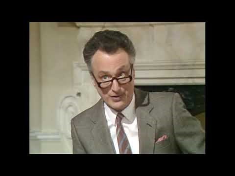 Yes, Prime Minister - British newspapers and their readers