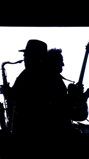 An unforgettable 12 minutes show in Superbowl halftime by Bruce Springsteen & the legendary E Street Band. Part I. #bruce #springsteen #estreetband #brucespringsteen #legendary #rockandroll #estiktokat #amazing #music #live #livemusic #rock #superbowl #halftime #superbowl2009 #brucespringsteentheestreetband