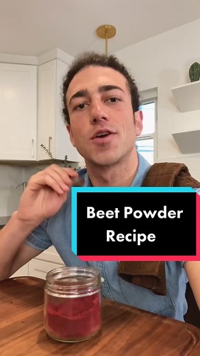I LOVE beet powder. I drink it before working out and can feel the energy.🩸#veganrecipes #exercise #plantbased #vegan #thatveganteacher #recipe #beet