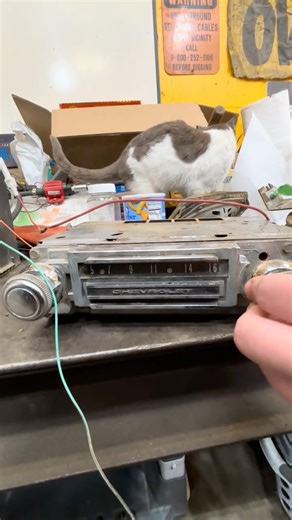 1960s AM truck radio