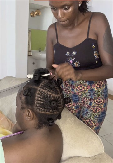 Sisterlocs installation #sisterlocks #locstylesforwomen #sisterlocksjourney #sisterlocksinstallation