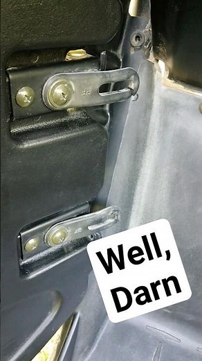 Hisun 500 Rubber Door Straps Snapped.🤬🤬🤬#hisun500 #utv #axis500 #msu500 #massimo #coleman #hisun