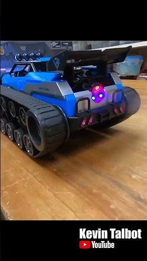 RC Ripsaw tank