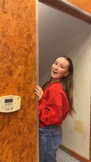 Journeys on Instagram: "welcome to your dream house…except it’s a store 💕 @brennaraelasiter . . . . . . . . . . . . . [journeys shoes, journeys store tour, house tour, where to buy cool shoes 2026, best shoes and sneakers for women 2026, where to buy adidas samba, where to buy new balance 9060, best place to buy nike for women, best sneakers for trendy ootd, #journeys #storetour #shoeshopping]"