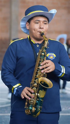 🎺⛱️¡Curso de Verano Musical en el Colegio Gamaliel! 🥁🌞 ¡Despierta tu talento y disfruta aprendiendo música este verano! 🎶 Te invitamos a formar parte de nuestro Taller de Música de Viento y Percusión, donde podrás aprender y perfeccionar instrumentos como: 🎷 Viento: saxofón, trompeta, corno, clarinete, trombón y tuba. 🥁 Percusión: multitenor, caja seca, güiro, bombo y redoblante. 🗓 Fechas: del 07 de noviembre al 03 de diciembre. 🕐 Horario: Lunes y Viernes, de 1:30 p.m. a 4:30 p.m. 📍 Lug