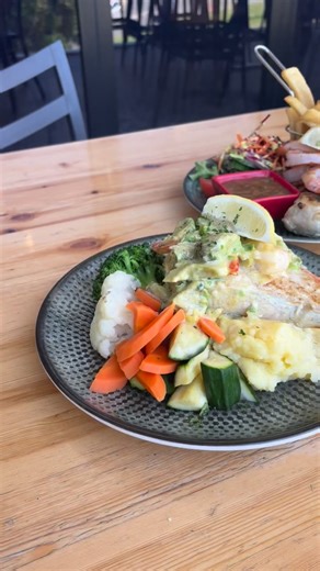 Nerang RSL & Memorial Club | Treat your love to baked camembert & your choice of Chicken Prince or Princess for 2 — just $69! 📅 Book & pre-pay now, spots won’t be... | Instagram