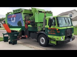 Walters Bridgeport Garbage Truck Collecting FA’s