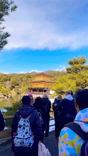 金閣鹿苑寺 Kinkaku Rokuonji Temple Kyoto in Japan