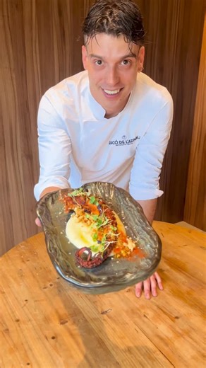 Restaurante en Valencia Raco de L´Arnau on Instagram: "🐙✨ PULPO COMO NUNCA LO HAS PROBADO ✨🐙 En Racó de l’Arnau te presentamos nuestro Pulpo a Baja Temperatura: tierno hasta el último bocado, acompañado de un Parmentier de Patata Trufada y un toque de Pimentón de la Vera que hace que cada mordisco explote de sabor. Un plato que combina técnica, tradición y un punto de atrevimiento… perfecto para disfrutar sin prisa, con buena compañía y ganas de repetir. Chef 👨‍🍳: @vicent_cuina 📍 Ven a Racó