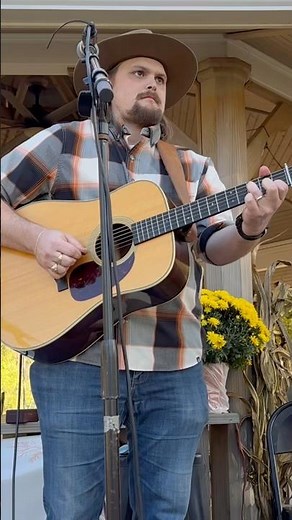 Salt Creek Bluegrass Guitar Solo - Matt Heldman #bluegrass #flatpicking