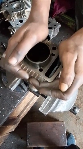 #motarcycal #engine #head #cylinder #face #repairing #mechanic #automobile #subscribe #viralvideo