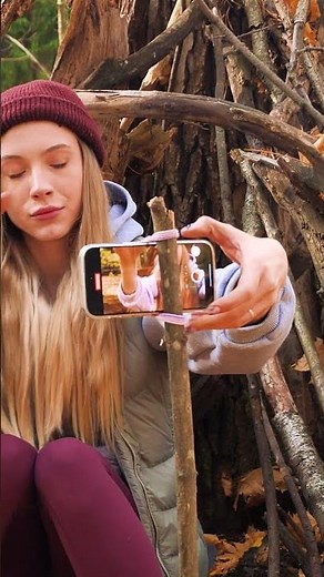 This Is How You Create a DIY Selfie Stick! 😱🤳 Easy Hack