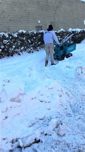 Powerful GTM7b-510H Mini Transporter in Action! 🚜💥