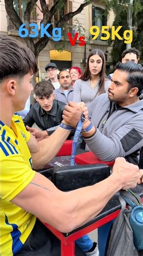 WHO IS THE WINNER 😳👇😮#subscribe #viralvideo #armwrestling