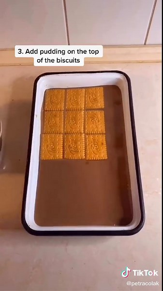 Easy 10 minutes cake 🍰 #tasty #pudding #chocolatepudding #chocolatecake #cake #chocolate #biscuits #dessert #easycakerecipe #recepie #baking