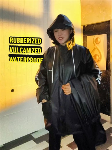 Explore the Benefits of Rubberized Waterproof Raincoats