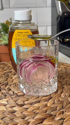 12K views · 120 reactions | The Red Onion Drink Everyone Should Know 暈 | Tati's Unfiltered | Facebook