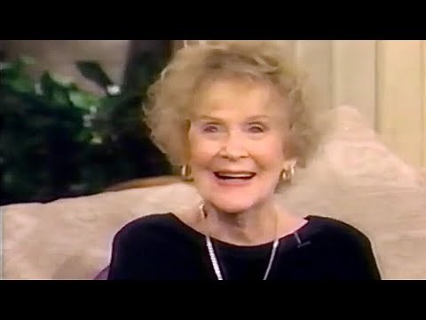 Titanic Actress Gloria Stuart interview on "The View"--1998