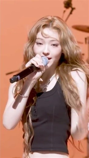 No backing track, no problem. Ella proved she’s that vocalist in “BURNING UP” #shorts #burningup