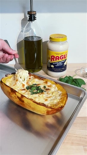 Gourding is the new plating. RAGÚ® has the easy, affordable, and tasty recipes your family will love. #spaghettisquash #fallmeals #falldinneridea