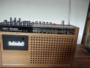Stern-Recorder R 160 'Der erste Radiorecorder der DDR'
