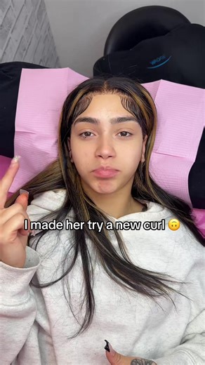 When it comes to a wispy set — ima do it ❤️ #lashextensions #queenslashtech #ilovebottomslashes #wispyvolume