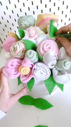 DIY Golden Floral Bouquet Tutorial for Baby Shower Gifts