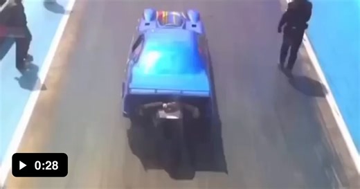 World’s fastest drag racer hits 580kmph (360mph) in just 3 seconds - Video