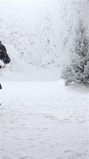 雪落无声 以梦为马着红运新装优雅赴约TW千金心愿派对 静候光临 #TEENIEWEENIE #TW千金心愿派对 #一件好衫自成千金 #TW熊心未泯 #StayWithBear