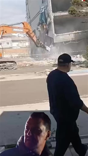 Dropping a building isn’t DIY — it’s controlled chaos ☠️ This is why you don’t get Dave with a digger and a YouTube degree. Proper demo firms know load paths, sequencing, asbestos, services, party walls and how not to flatten next door’s gaff. Seen it too many times — wrong cut, wrong order, one pull too many… then it’s panic, damage, injuries and solicitors sniffing about. Pay once, do it right, or pay three times clearing up the mess. Would you trust a general builder to knock your house down,