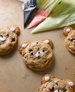 Chocolate Chip Teddy Bear Cookies (w/ Easy Icing!)