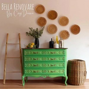 462K views · 19K reactions | Dixe Belle Paint is The #1 Best Selling Chalk Mineral Paint. Follow us To Learn How To Paint Furniture Like This! | Dixie Belle Paint Company | Facebook